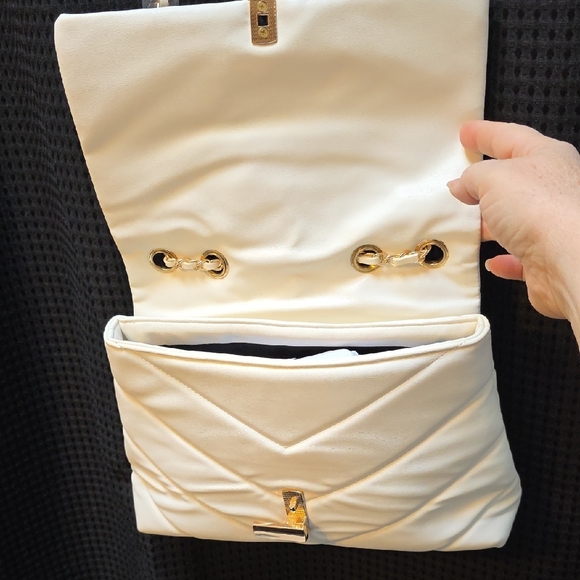 BE COOL White Quilted Shoulder Bag with Gold Detail - Picture 4 of 10